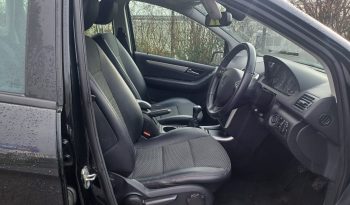 Mercedes-Benz A Class 1.5 A160 BlueEfficiency Avantgarde SE 5dr full