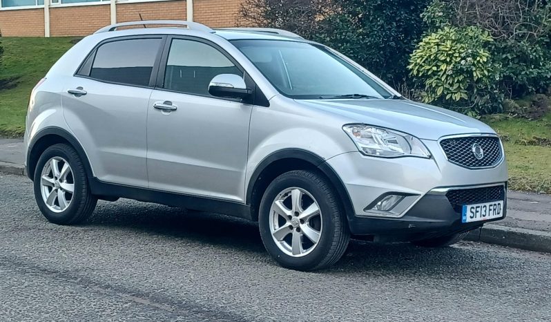 SsangYong Korando 2.0D ES Euro 5 5dr full