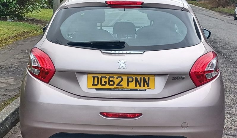 Peugeot 208 1.2 VTi Active Euro 5 3dr full