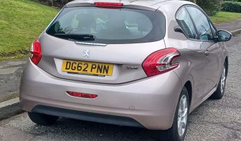 Peugeot 208 1.2 VTi Active Euro 5 3dr full