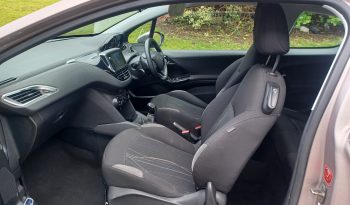Peugeot 208 1.2 VTi Active Euro 5 3dr full