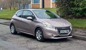 Peugeot 208 1.2 VTi Active Euro 5 3dr full