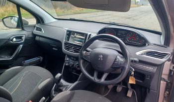 Peugeot 208 1.2 VTi Active Euro 5 3dr full