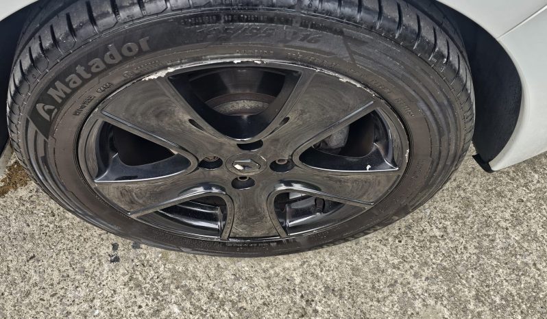 Renault Clio 1.2 16V Dynamique Nav Euro 6 5dr full