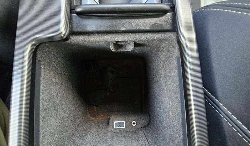 Volvo C30 2.0 R-Design Sports Coupe Euro 5 3dr full