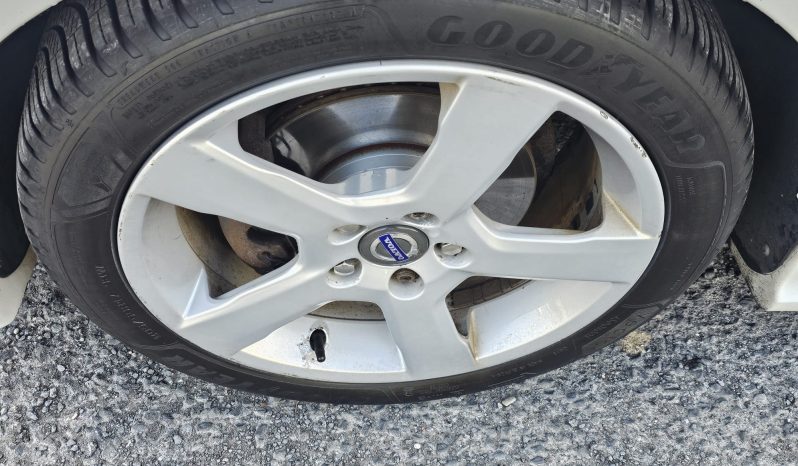 Volvo C30 2.0 R-Design Sports Coupe Euro 5 3dr full