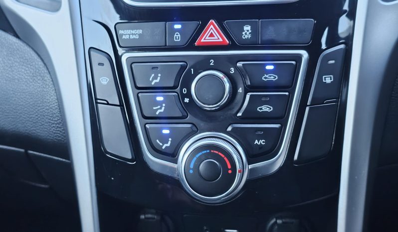 Hyundai i30 1.4 Blue Drive S Euro 6 (s/s) 5dr full