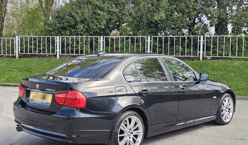 BMW 3 Series 2.0 320d Exclusive Edition Steptronic Euro 5 4dr full