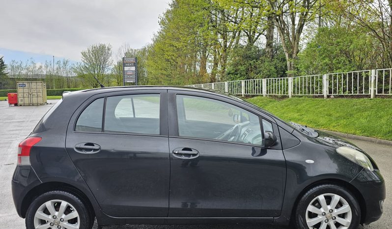 Toyota Yaris 1.4 D-4D T Spirit Euro 5 5dr full