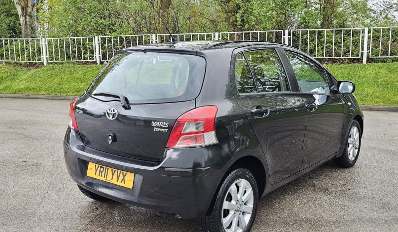 Toyota Yaris 1.4 D-4D T Spirit Euro 5 5dr full