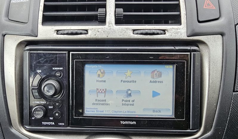 Toyota Yaris 1.4 D-4D T Spirit Euro 5 5dr full