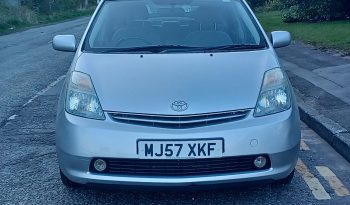 Toyota Prius 1.5 T Spirit CVT 5dr full