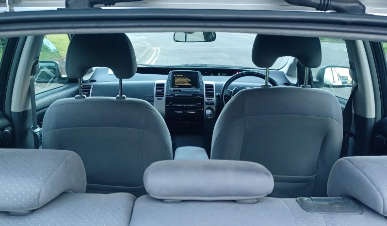 Toyota Prius 1.5 T Spirit CVT 5dr full