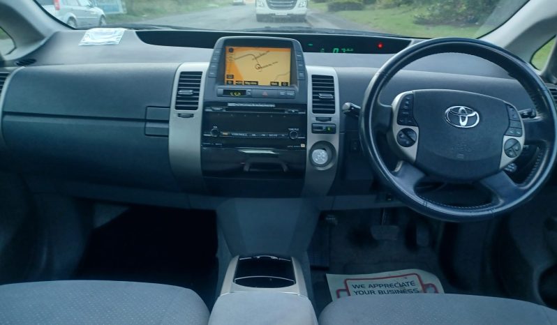 Toyota Prius 1.5 T Spirit CVT 5dr full