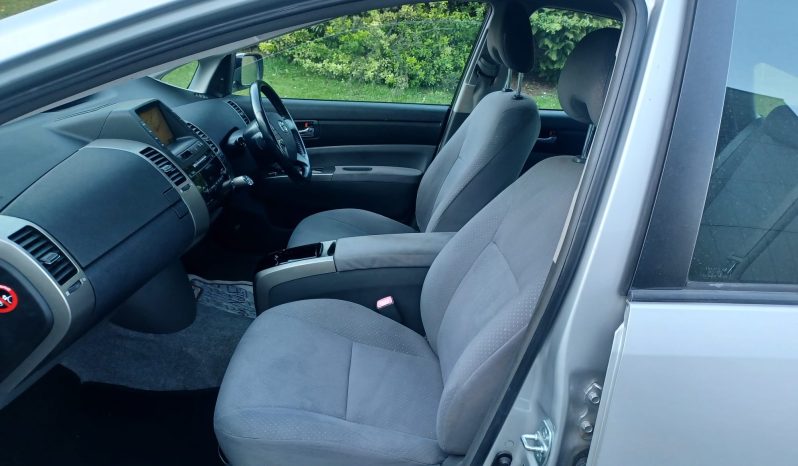 Toyota Prius 1.5 T Spirit CVT 5dr full