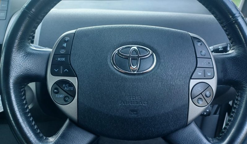 Toyota Prius 1.5 T Spirit CVT 5dr full