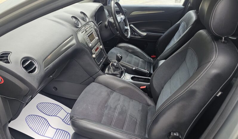 Ford Mondeo 2.0 TDCi Titanium X 5dr full