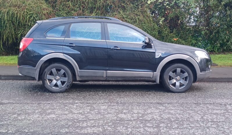 Chevrolet Captiva 2.0 VCDi LT 4WD Euro 4 5dr (7 Seats) full