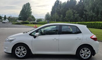 Toyota Auris 1.33 Dual VVT-i Colour Collection Euro 5 (s/s) 5dr full