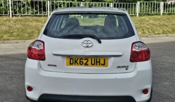Toyota Auris 1.33 Dual VVT-i Colour Collection Euro 5 (s/s) 5dr full
