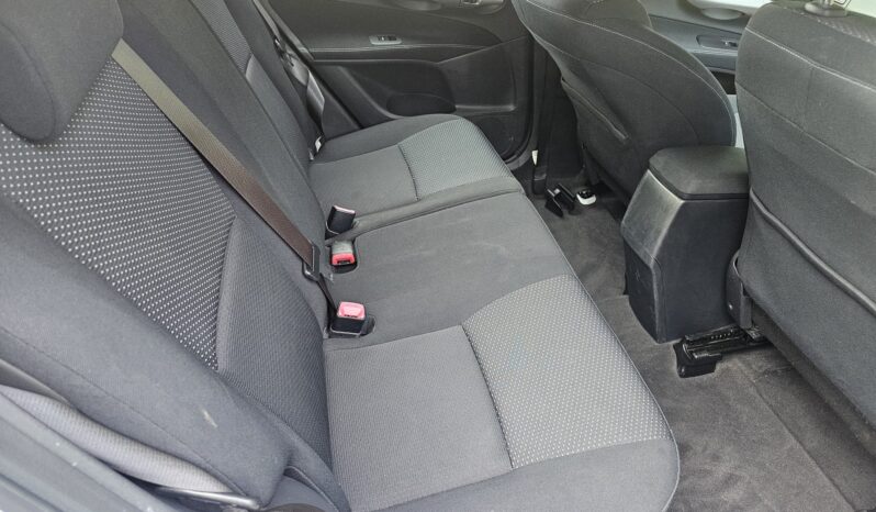 Toyota Auris 1.33 Dual VVT-i Colour Collection Euro 5 (s/s) 5dr full