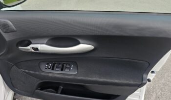 Toyota Auris 1.33 Dual VVT-i Colour Collection Euro 5 (s/s) 5dr full