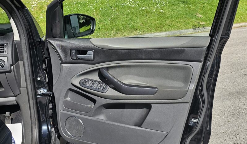 Ford Kuga 2.0 TDCi Titanium AWD Euro 5 5dr full