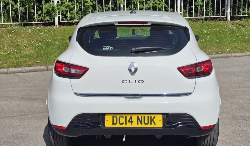 Renault Clio 1.2 16V Dynamique MediaNav Euro 5 5dr full
