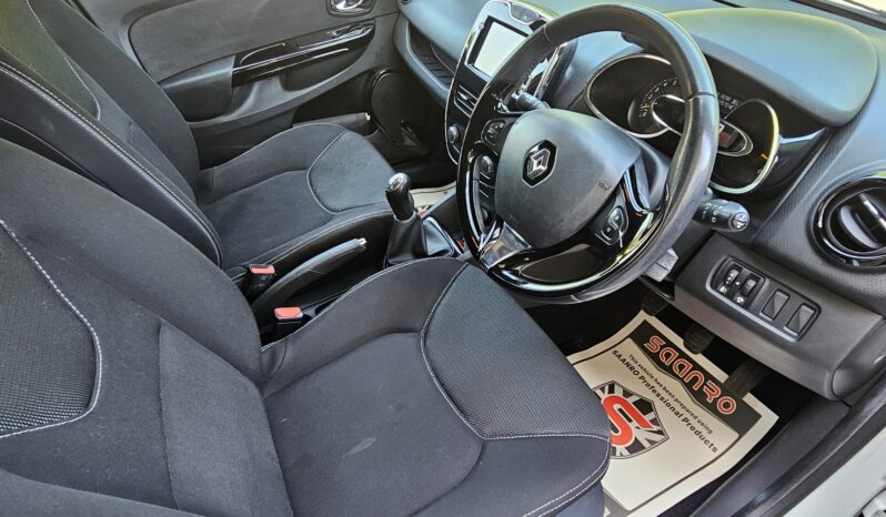 Renault Clio 1.2 16V Dynamique MediaNav Euro 5 5dr full