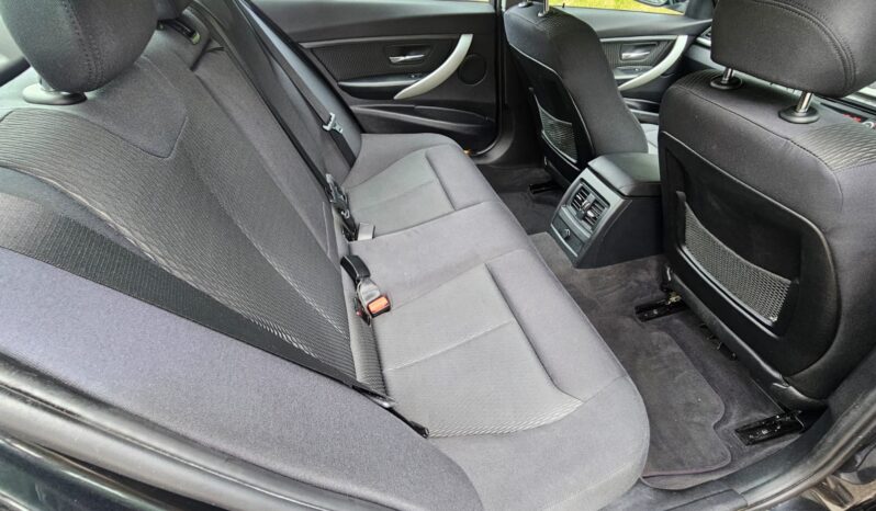 BMW 3 Series 2.0 318d SE Auto Euro 5 (s/s) 4dr full
