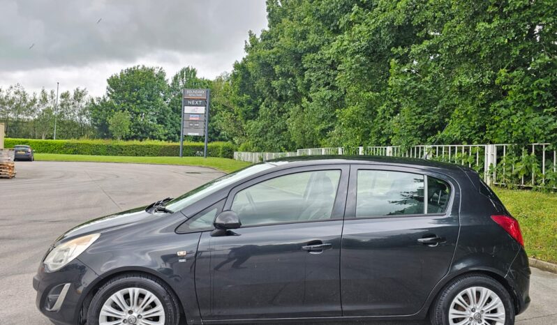 Vauxhall Corsa 1.4 16V SE Euro 5 5dr full