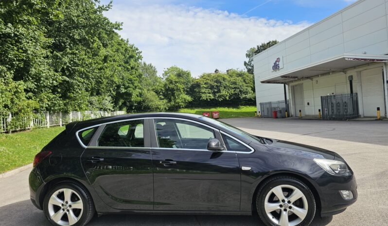 Vauxhall Astra 1.6 16v SRi Euro 5 5dr full