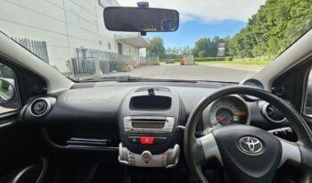 Toyota AYGO 1.0 VVT-i Fire Euro 5 3dr full