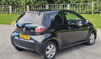 Toyota AYGO 1.0 VVT-i Fire Euro 5 3dr full