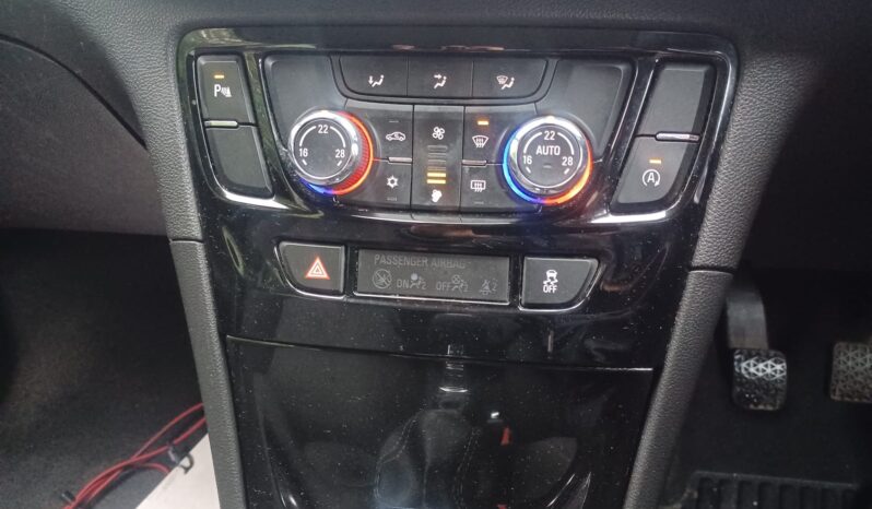 Vauxhall Mokka X 1.6 CDTi Active Euro 6 (s/s) 5dr 17in Alloy full