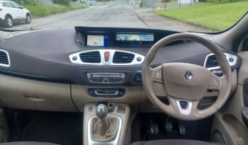 Renault Grand Scenic 1.5 dCi Privilege TomTom Euro 4 5dr full