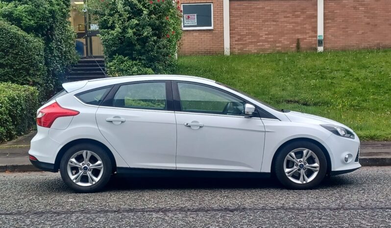 Ford Focus 1.6 TDCi Zetec Euro 5 (s/s) 5dr full