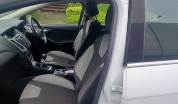 Ford Focus 1.6 TDCi Zetec Euro 5 (s/s) 5dr full