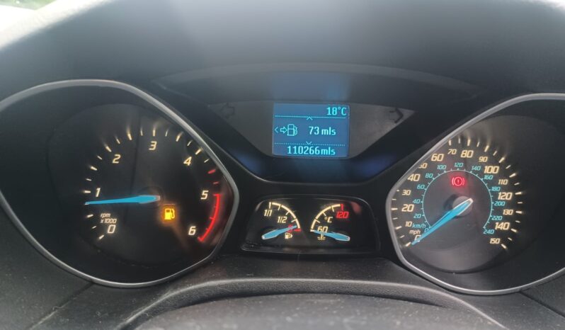 Ford Focus 1.6 TDCi Zetec Euro 5 (s/s) 5dr full