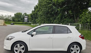 Toyota Auris 1.6 V-Matic SR Euro 5 5dr full