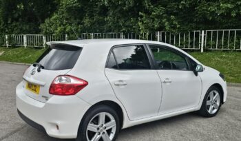 Toyota Auris 1.6 V-Matic SR Euro 5 5dr full