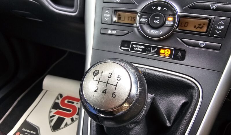 Toyota Auris 1.6 V-Matic SR Euro 5 5dr full
