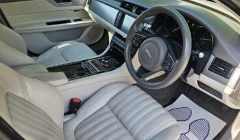Jaguar XF 2.0d Portfolio Auto Euro 6 (s/s) 4dr full