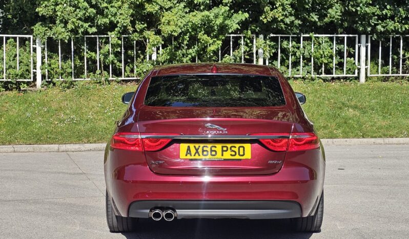 Jaguar XF 2.0d Portfolio Auto Euro 6 (s/s) 4dr full