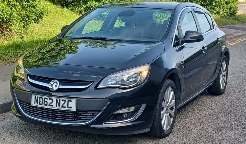 Vauxhall Astra 2.0 CDTi ecoFLEX Elite Euro 5 (s/s) 5dr full