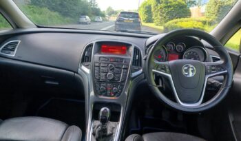 Vauxhall Astra 2.0 CDTi ecoFLEX Elite Euro 5 (s/s) 5dr full
