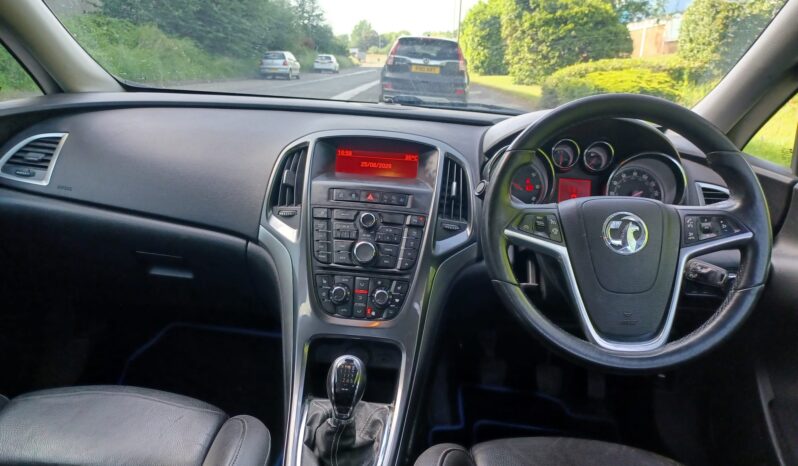 Vauxhall Astra 2.0 CDTi ecoFLEX Elite Euro 5 (s/s) 5dr full