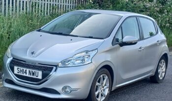 Peugeot 208 1.2 VTi Active Euro 5 5dr full