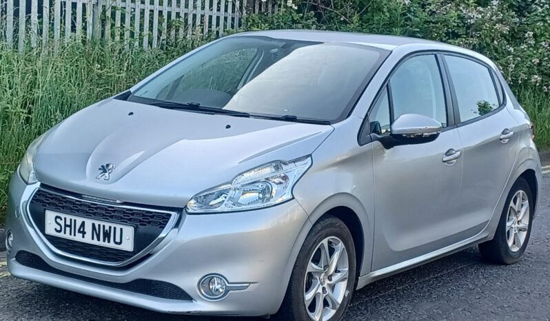 Peugeot 208 1.2 VTi Active Euro 5 5dr full