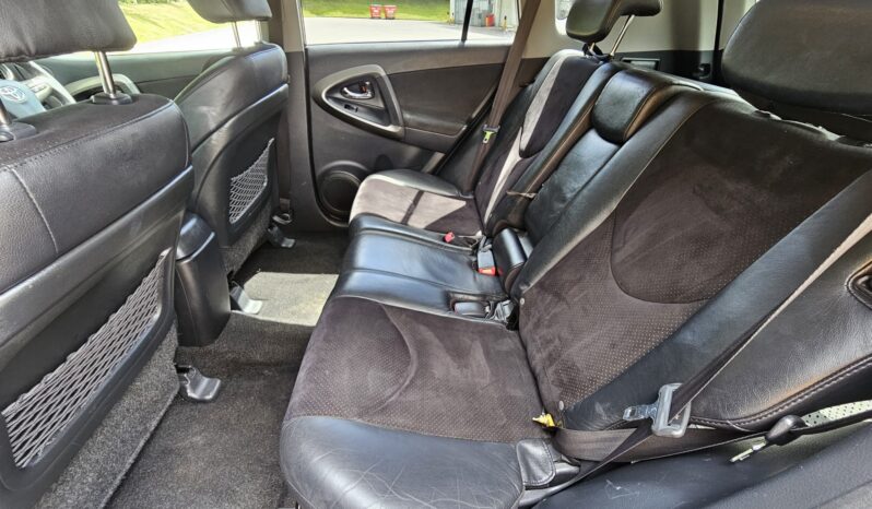 Toyota RAV4 2.2 D-CAT XT-R Auto 4WD Euro 5 5dr full